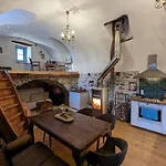 Large And Comfortable House At Leonidio's Sunny Side *