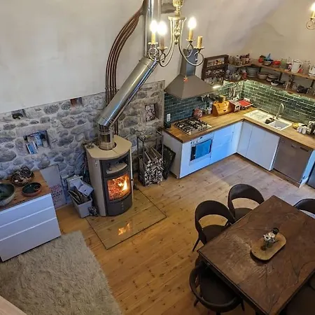 Large And Comfortable House At Leonidio's Sunny Side *