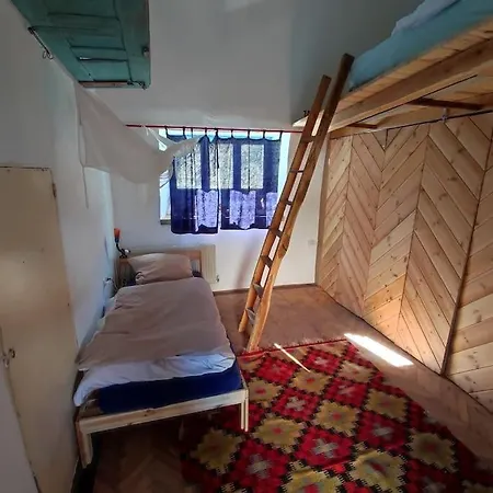 Large And Comfortable House At Leonidio's Sunny Side * Leonídion