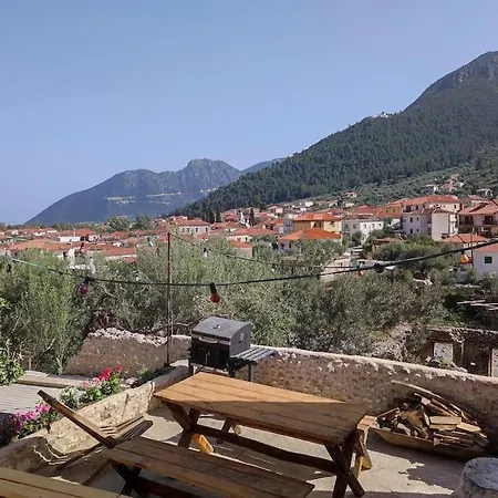 Large And Comfortable House At Leonidio's Sunny Side Leonídion