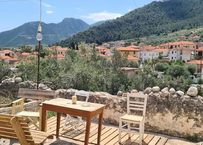 別荘 Large And Comfortable House At Leonidio's Sunny Side