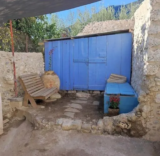 Large And Comfortable House At Leonidio's Sunny Side *