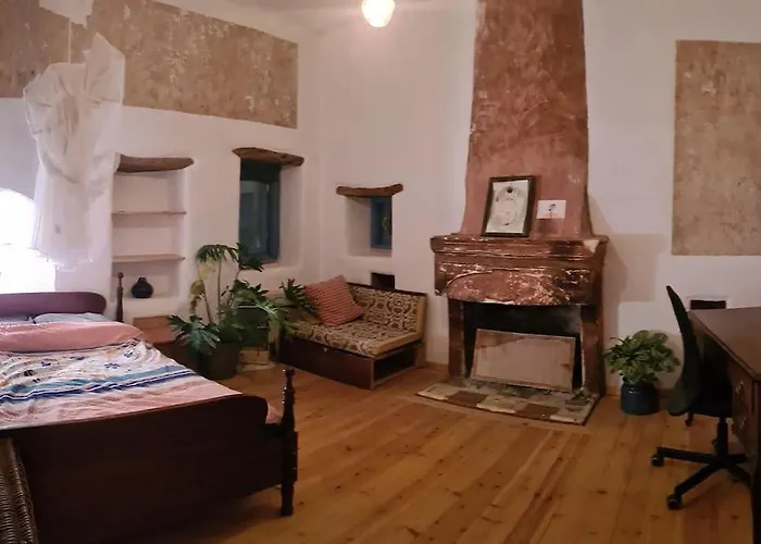 Large And Comfortable House At Leonidio's Sunny Side 別荘