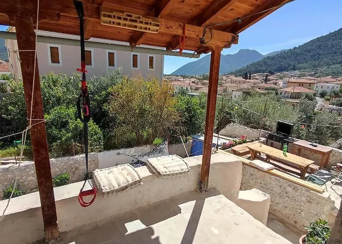 Semesterbostad Large And Comfortable House At Leonidio's Sunny Side *